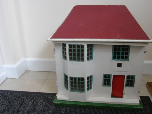 triang dolls house no 50
